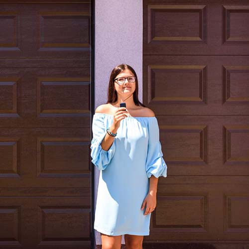 Frisco Mobile Garage Door